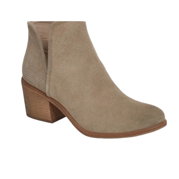 Hinge ankle boots size 7 - Picture 1 of 9